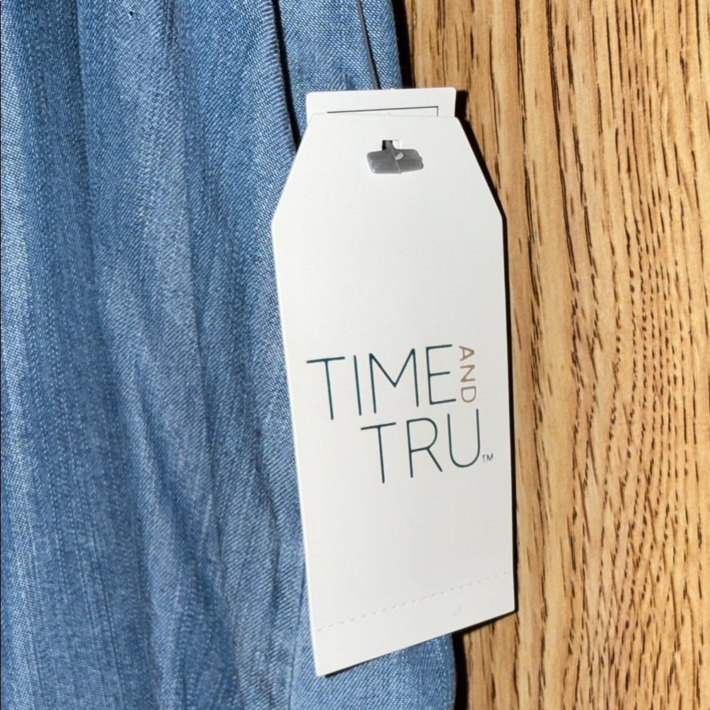 Time and Tru Blue Sleeveless V-Neck Tank Top with Smocked Straps - Picture 5 of 6